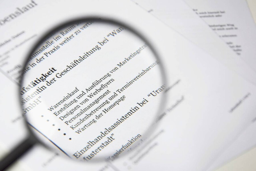 Jakie cv podsumowanie warto napisać aby wyróżnić się na rynku pracy?