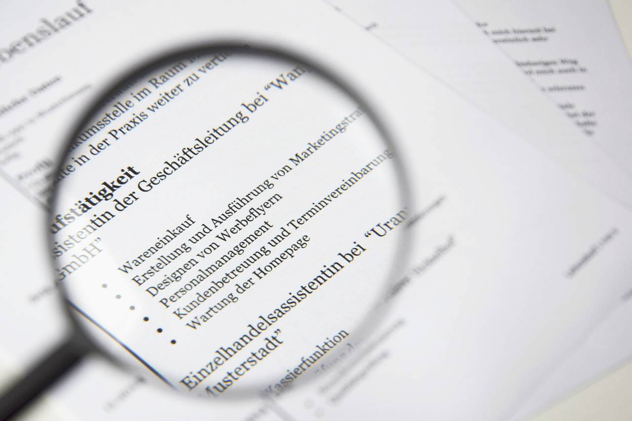 Jakie cv podsumowanie warto napisać aby wyróżnić się na rynku pracy?
